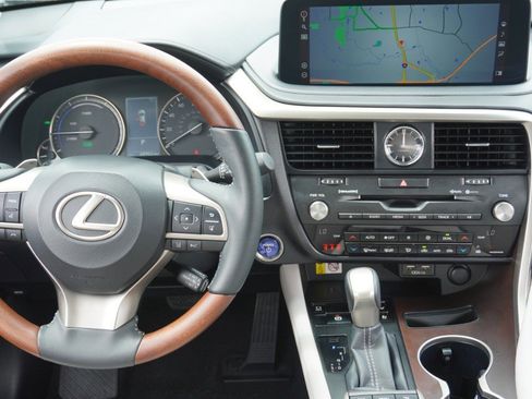 Used 2022 Lexus RX 450h AWD w/ Premium Package image 31