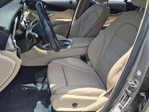 Used 2022 Mercedes-Benz GLC 300 image 15