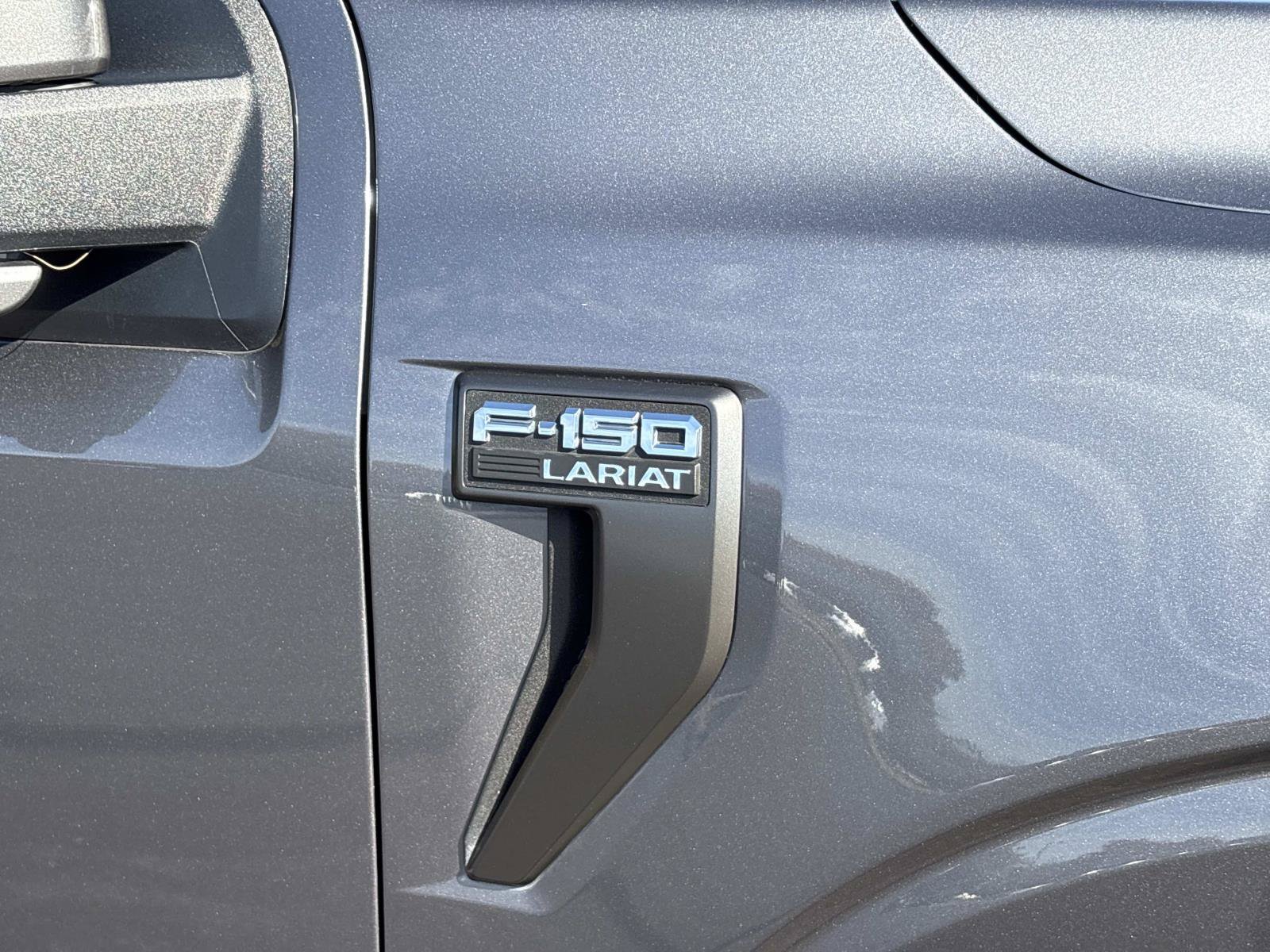 Used 2021 Ford F150 Lariat w/ Equipment Group 502A High AWD/4WD image 11
