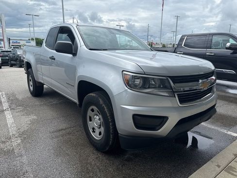 Used 2016 Chevrolet Colorado W/T w/ WT Convenience Package RWD image 2