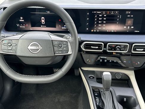 New 2026 Nissan Sentra SL w/ Floor Mat Package FWD image 14