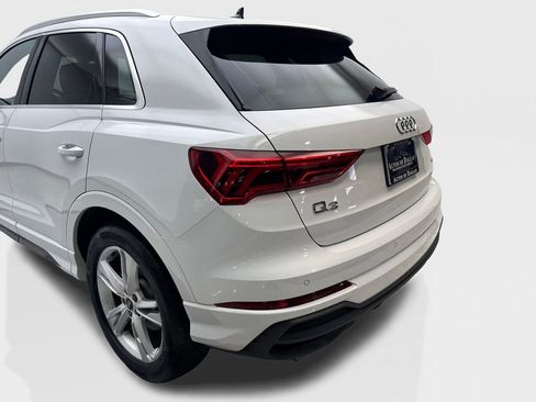 Used 2024 Audi Q3 2.0T Premium Plus AWD/4WD image 19