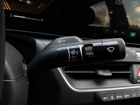 Used 2025 Kia K4 FWD image 37