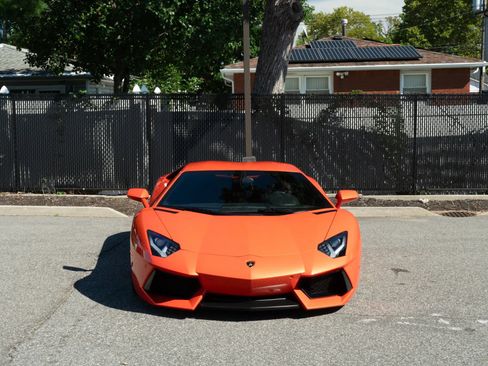 Used 2015 Lamborghini Aventador LP 700-4 AWD/4WD image 9