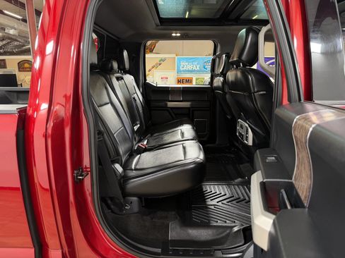 Used 2018 Ford F250 Lariat w/ Lariat Ultimate Package AWD/4WD image 20