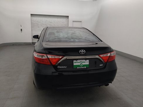 Used 2016 Toyota Camry SE FWD image 6
