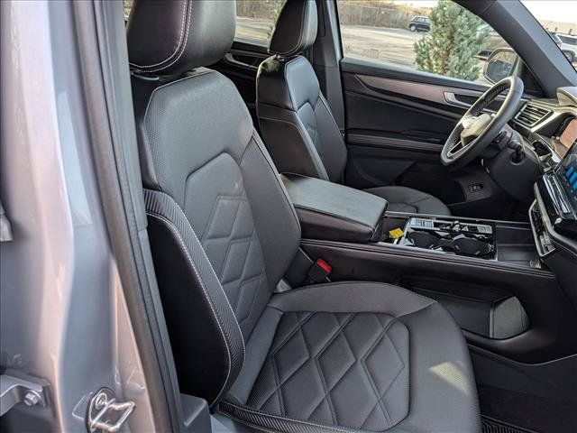 Certified 2024 Volkswagen Atlas Cross Sport SE AWD/4WD image 13