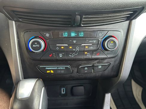 Used 2018 Ford Escape SEL w/ Ford Safe & Smart Package AWD/4WD image 30