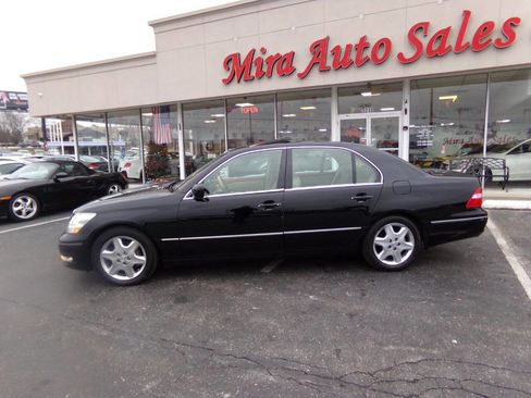 Used 2005 Lexus LS 430 image 2