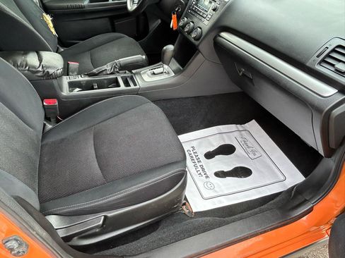 Used 2013 Subaru Crosstrek 2.0i Premium AWD/4WD image 12