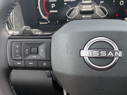 New 2026 Nissan Pathfinder Platinum w/ Cargo Package FWD image 19