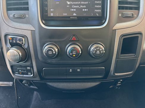 Used 2017 RAM 1500 Express image 15