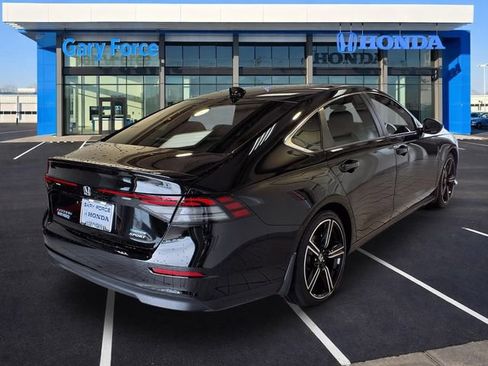 Used 2023 Honda Accord Sport image 2
