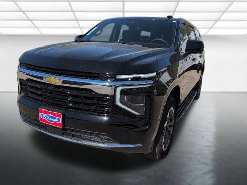 New 2026 Chevrolet Suburban LS image 30