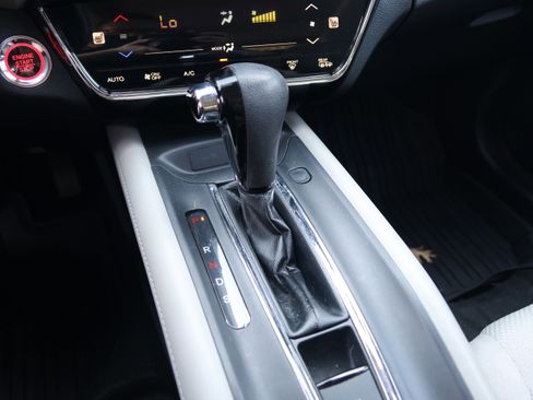 Used 2019 Honda HR-V EX image 28