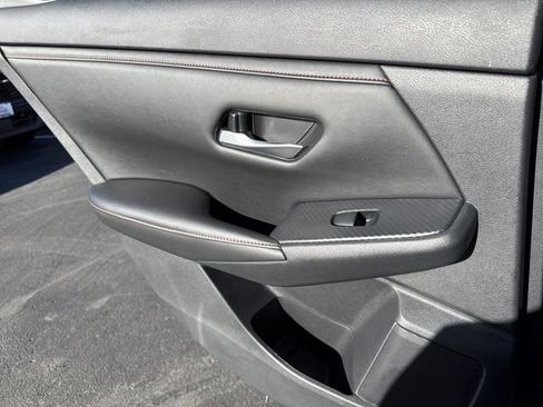 Certified 2024 Nissan Sentra SR image 10