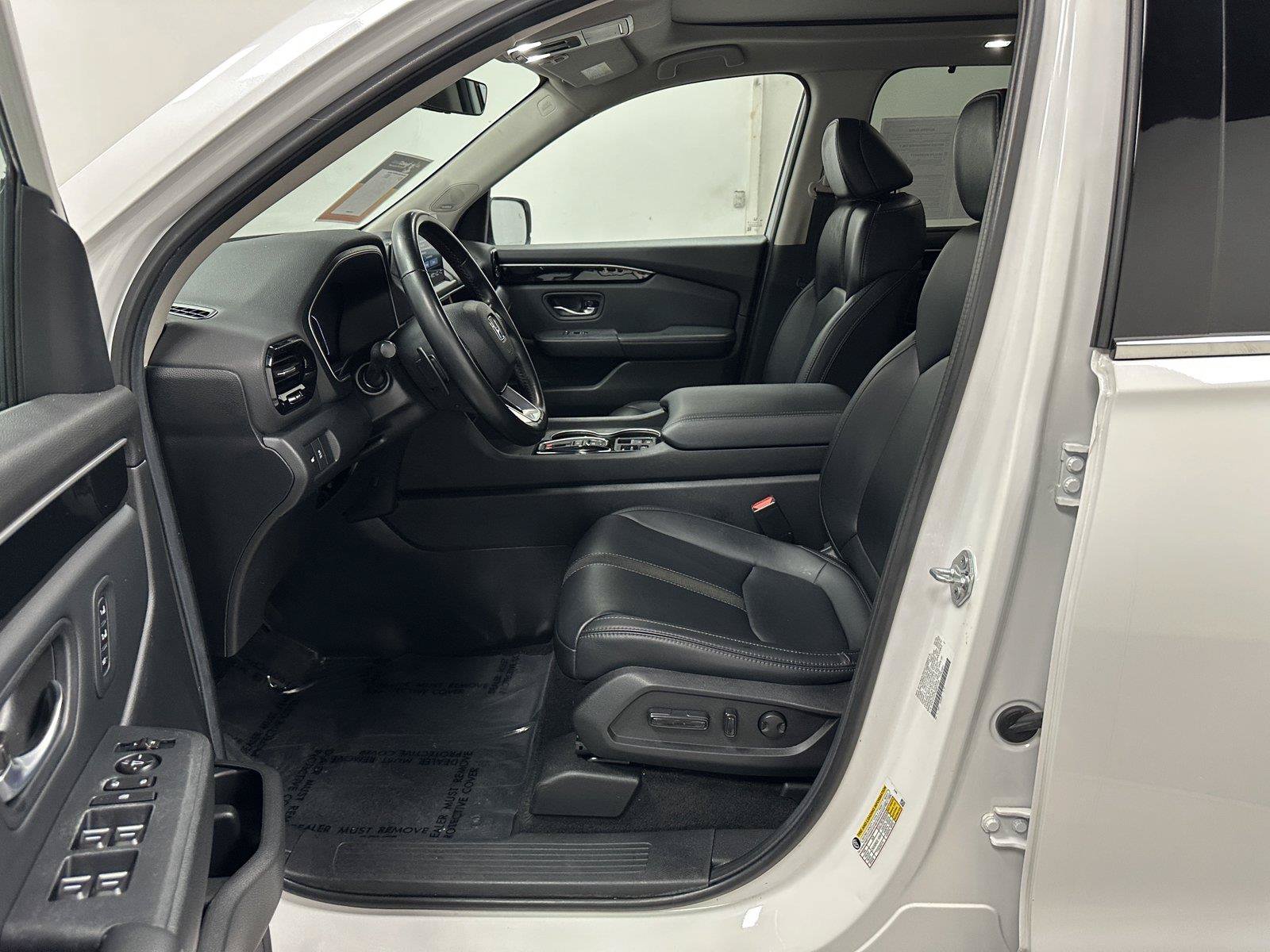 Used 2025 Honda Pilot Touring image 22