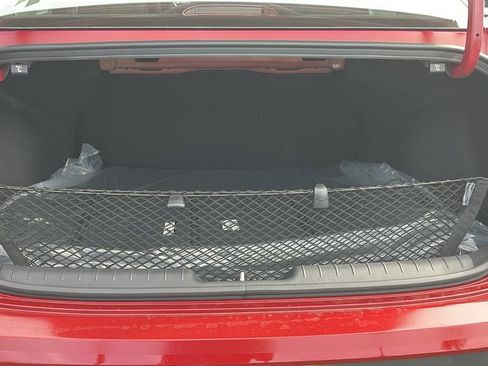 Used 2026 Hyundai Elantra SE FWD image 28