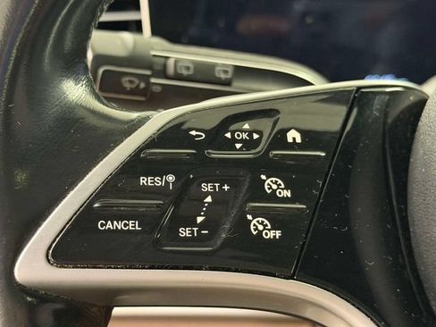Used 2024 Mercedes-Benz GLE 350 4MATIC image 21