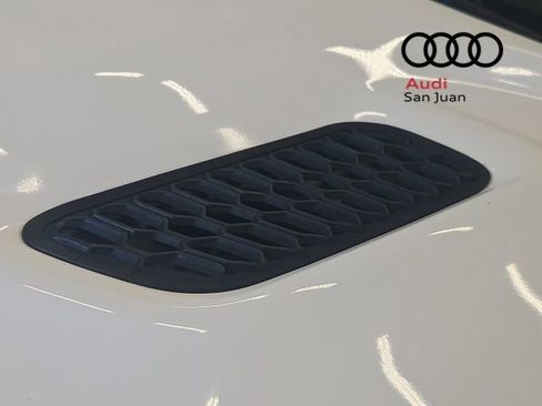 Used 2016 Dodge Charger SXT image 5