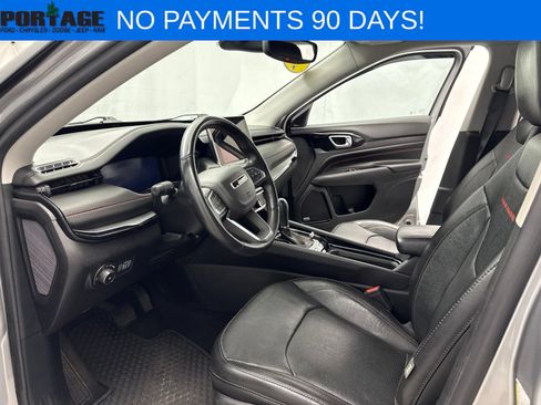 Used 2022 Jeep Compass Trailhawk w/ Trailhawk Elite Group AWD/4WD image 10