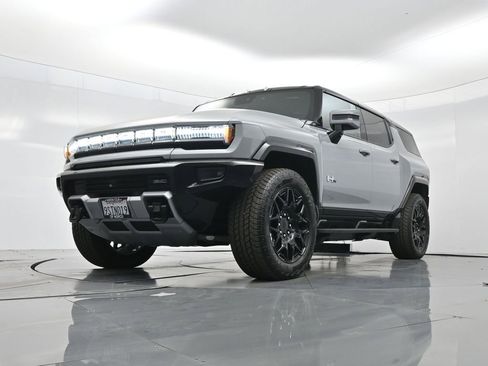 Used 2025 GMC Hummer EV 2X image 44
