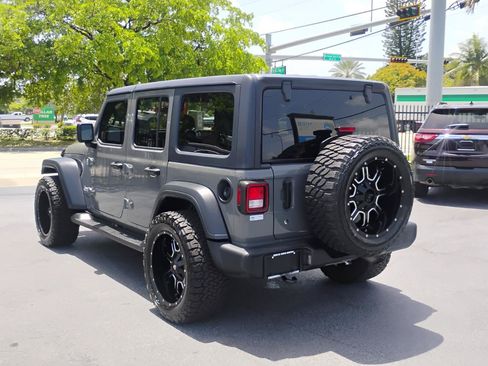 Used 2020 Jeep Wrangler Unlimited Sport S AWD/4WD image 4