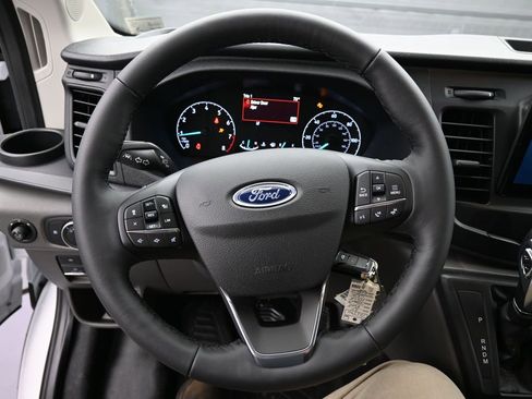 New 2025 Ford Transit 150 Low Roof RWD image 20