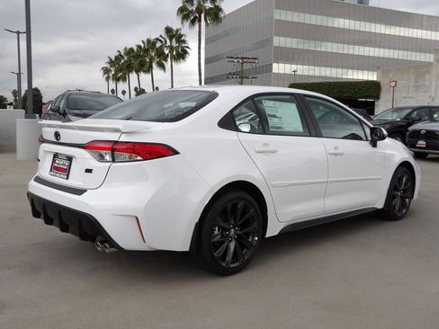 New 2026 Toyota Corolla SE image 4