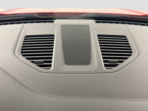 Used 2024 Porsche 911 Carrera image 28