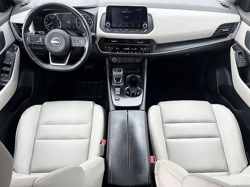 Certified 2023 Nissan Rogue SV w/ SV Premium B Package FWD image 18