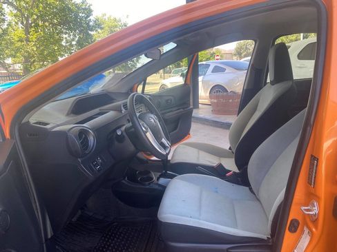 Used 2015 Toyota Prius C One FWD image 17