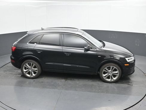 Used 2018 Audi Q3 2.0T Premium Plus w/ Premium Plus Package AWD/4WD image 33