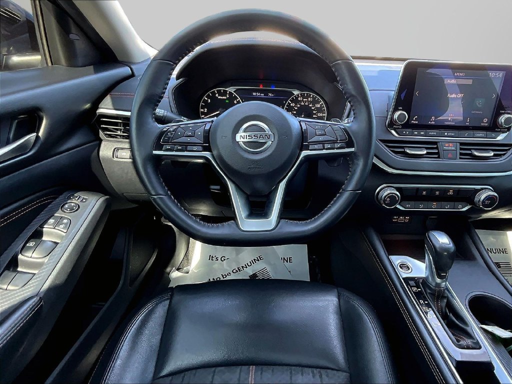 Used 2020 Nissan Altima 2.5 SR FWD image 9