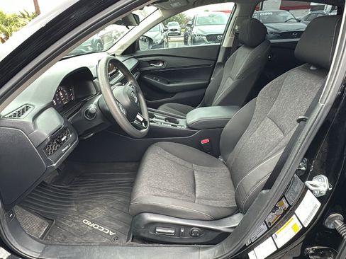 Used 2025 Honda Accord SE image 14