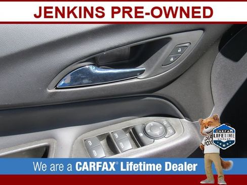 Used 2024 Chevrolet Equinox LT FWD image 21