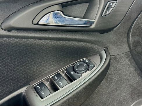 Used 2024 Chevrolet Malibu LT FWD image 21