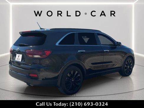 Used 2019 Kia Sorento S image 6
