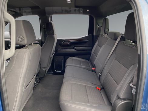 Used 2024 GMC Sierra 1500 SLE AWD/4WD image 13