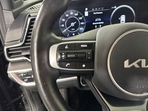 Used 2023 Kia Sportage SX image 16