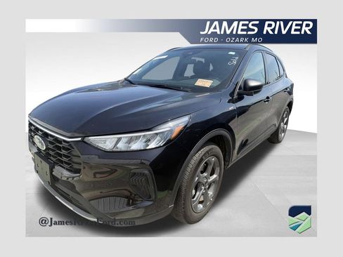 Used 2025 Ford Escape ST-Line AWD/4WD image 1