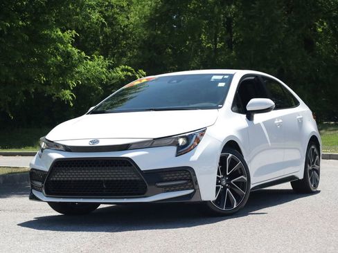 Used 2021 Toyota Corolla SE image 1