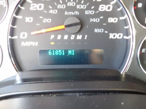 Used 2022 GMC Savana 3500 Extended w/ Power Convenience Package RWD image 18