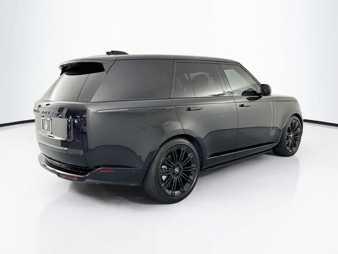 Certified 2025 Land Rover Range Rover SE AWD/4WD image 5