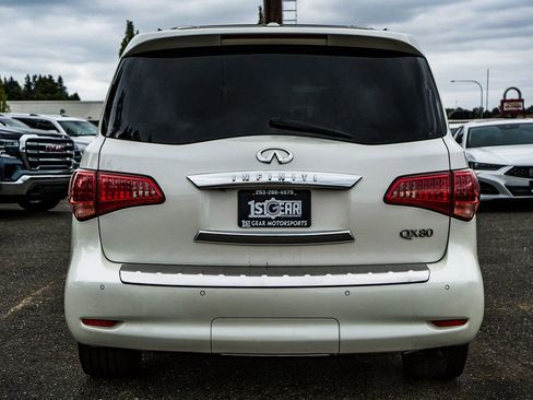 Used 2017 INFINITI QX80 4WD w/ Deluxe Technology Package image 16