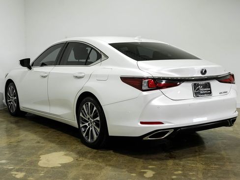 Used 2019 Lexus ES 350 w/ Premium Package image 10