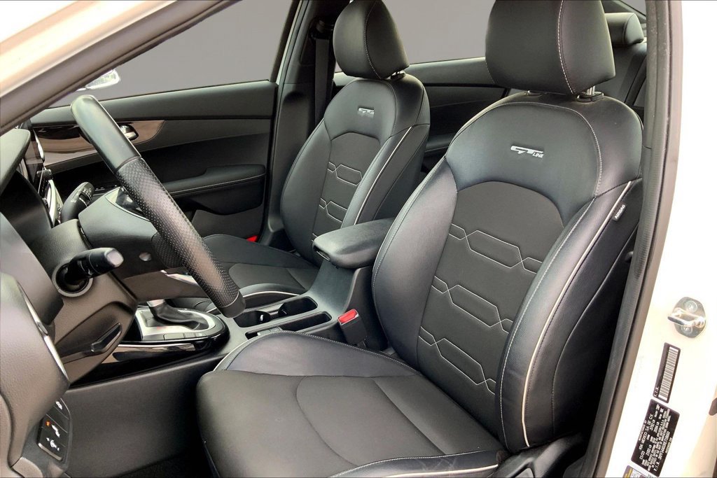 Used 2024 Kia Forte GT-Line w/ GT-Line Premium Package FWD image 25