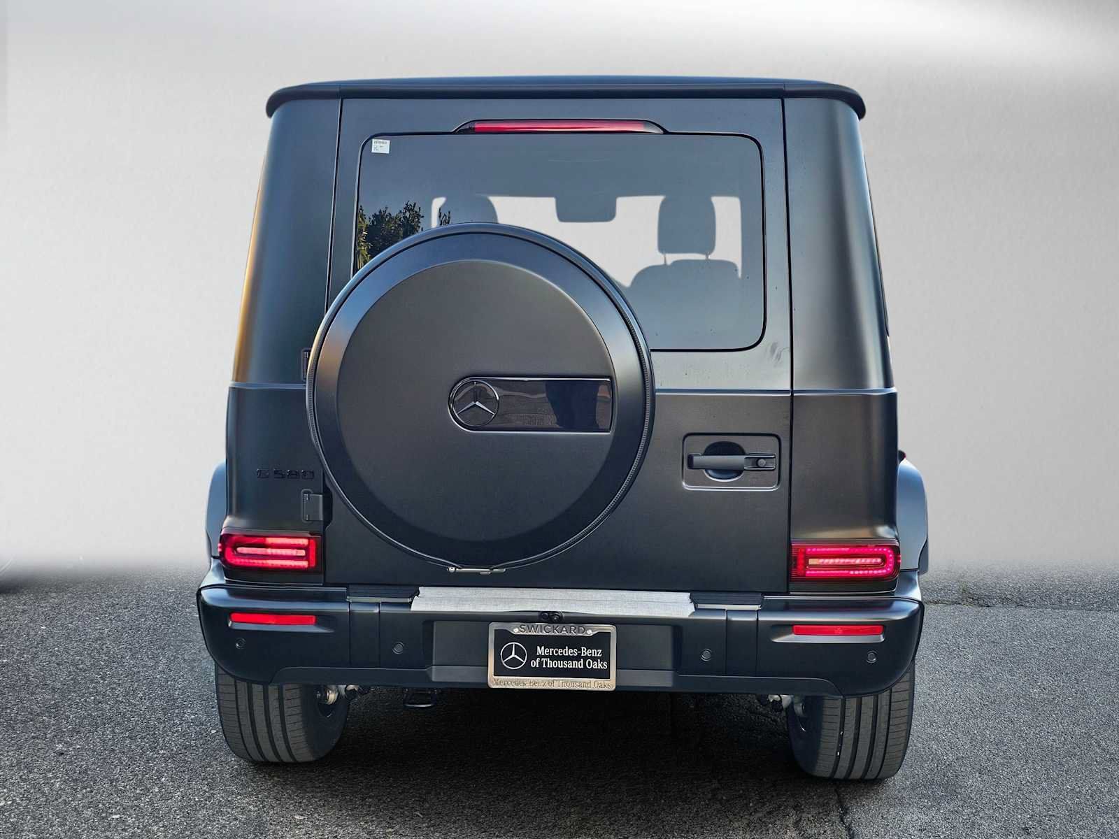 New 2027 Mercedes-Benz G 580 e image 4