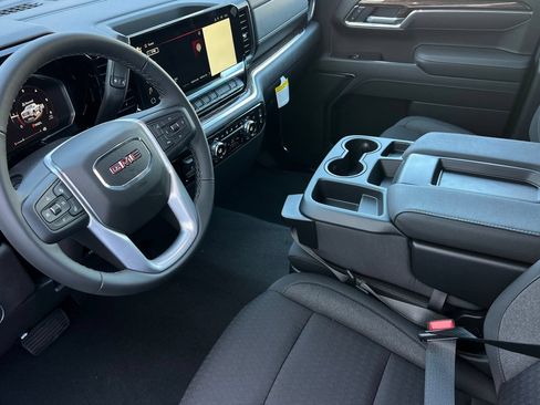 New 2026 GMC Sierra 1500 Elevation w/ X31 Off-Road Package AWD/4WD image 7