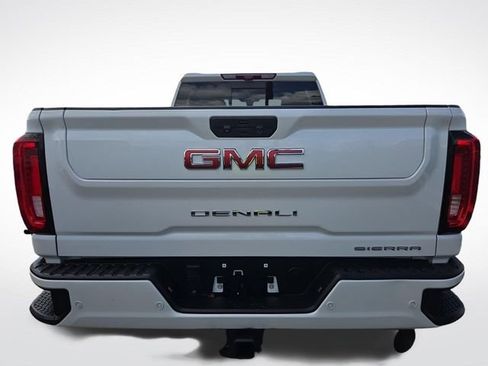Used 2023 GMC Sierra 2500 Denali w/ Denali Ultimate Package AWD/4WD image 9